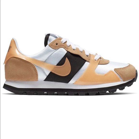 Nike Shoes - Nike V love O.X.